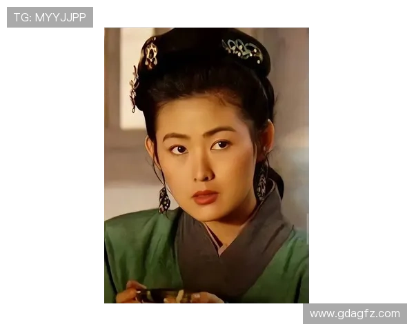 王思懿饰演的三级角色引发热议与讨论她的演技和形象塑造引起观众广泛关注