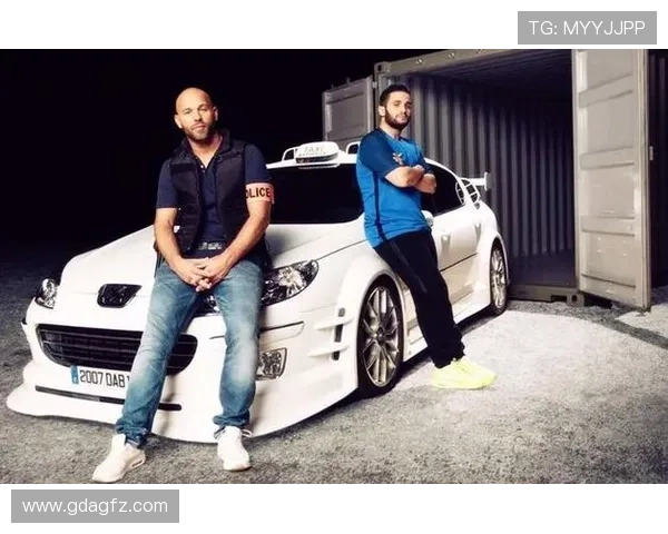 《极速的士4》:不止飞驰,更是心跳的共鸣