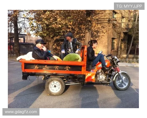 热血男人帮：燃情岁月，兄弟无畏！